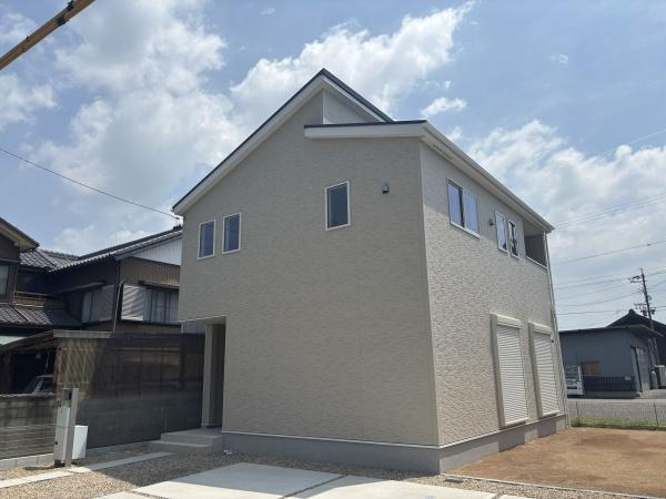 西尾市一色町一色01期　全2棟・1号棟