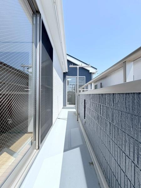 藤沢市高倉の中古一戸建のバルコニー
