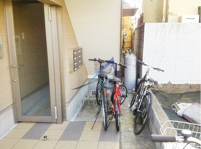 カシミール学芸大前 