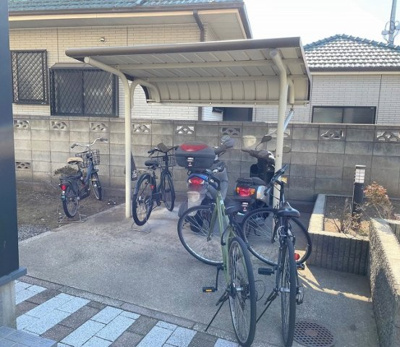 【その他】 | レオパレスオアゾＣ | 屋根付き駐輪場