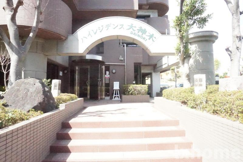 ハイレジデンス大神木のエントランス|建物の内部です