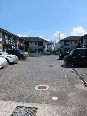グリーンヴィラ中町Ａの駐車場