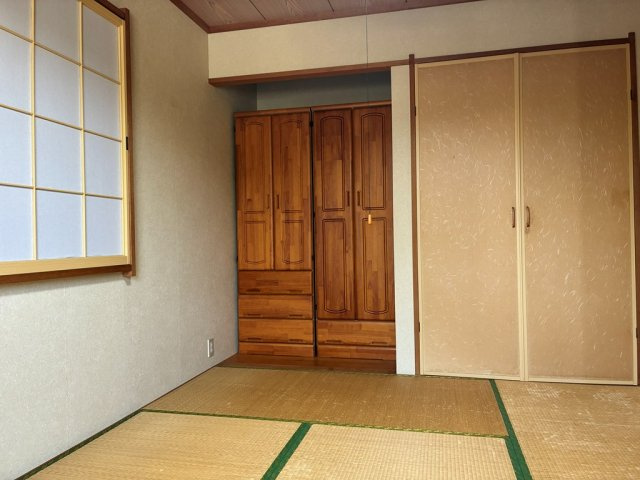 朝霧中古住宅の和室|１F和室