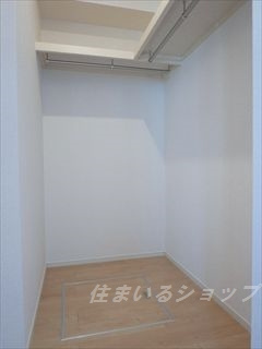 広島市安佐北区深川１丁目のアパートの設備|ウォークインクローゼット
