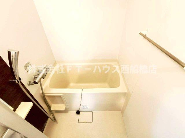 レジディア西船橋の浴室