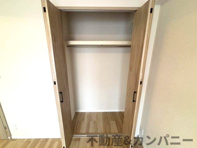 ライオンズガーデン松山紅葉町の収納|専用の収納スペースです