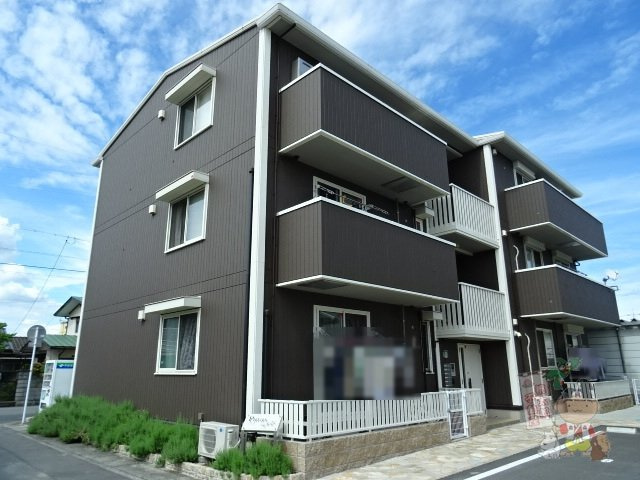 Ｐａｒａｓの外観