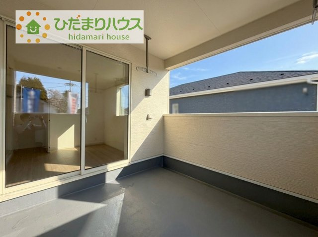 【バルコニー】 | 取手市宮和田第9　新築戸建　1号棟 | 人気が高いインナーバルコニーを採用♪天候を気にせず洗濯物を干せ、紫外線も気にせずに済みます(*^^)v