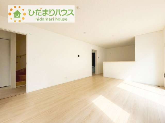 【居間・リビング】 | 取手市宮和田第9　新築戸建　1号棟 | 早くお仕事終わらせて、家に帰りたくなるようなリビングです(^^♪