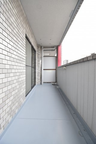 ライフステージ壱番館のバルコニー