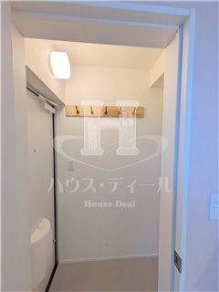 【玄関】 | ザレジデンス東十条 | 別号室参考写真です