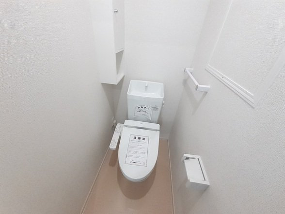 ハイドランジア　Ⅰのトイレ|落ち着いたトイレです
