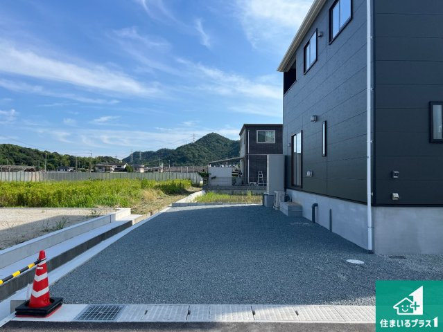 姫路市四郷町山脇　第19期　新築一戸建ての駐車場|駐車スペース！散水栓があるので、こまめに愛車を洗えます！