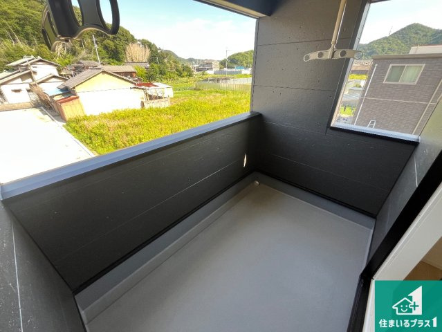 姫路市四郷町山脇　第19期　新築一戸建てのバルコニー|ワイドバルコニーは洗濯物を干すスペースが広いのでご家族が多くても安心！