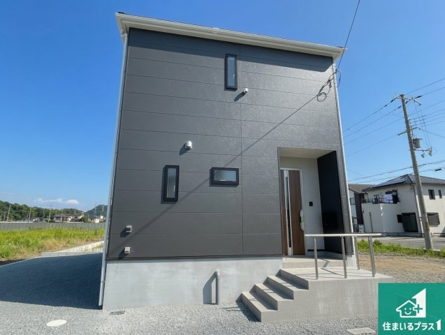 姫路市四郷町山脇　第19期　新築一戸建ての外観|安心の10年保証！外観を美しく保ち、雨水で汚れを落とします！気になることがありましたら、お気軽にお問い合わせください！