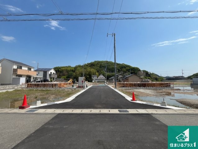 姫路市四郷町山脇　第19期　新築一戸建ての前面道路含む現地写真|周辺は落ち着いた街並みの住宅地！子育てがしやすい住環境です！まだ未完成ですが、現地でしかわからない事もございます。是非一度ご覧ください。