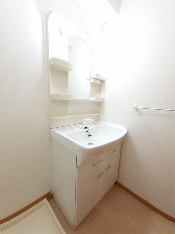 ヴェル　ドゥーラ　Ⅲの洗面所|使いやすい洗面所です