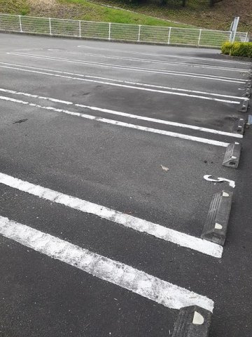 ザ　サニーヴィラ　箸蔵の駐車場|駐車場です