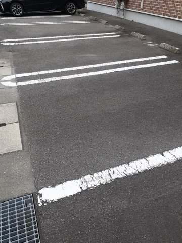 フィオーレＮＳ　Ⅳ－Ａの駐車場|駐車場です