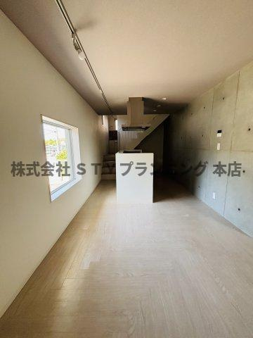 仲介手数料0円！ヒルズレジデンスの居間・リビング