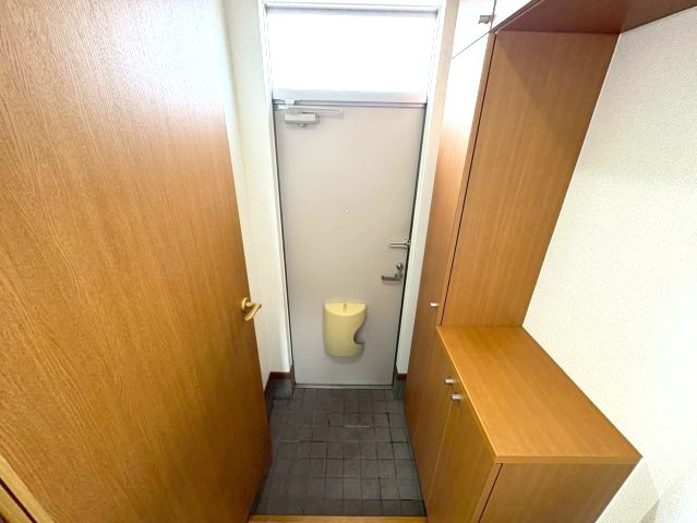 サンライトヒルＢの玄関