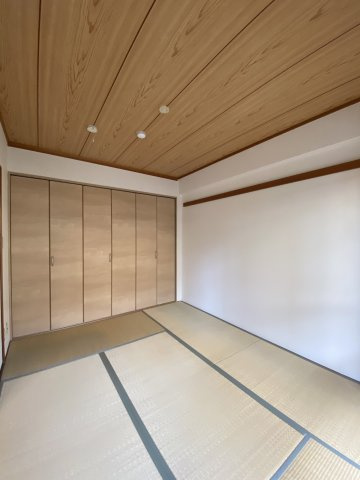 パールハイツ荒田の和室