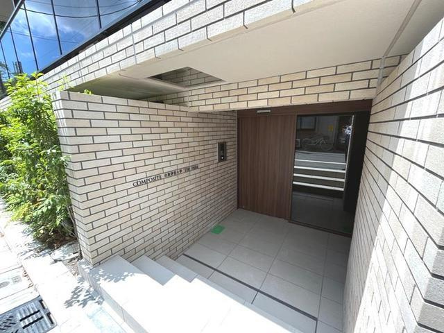 COMPOSITE目黒学芸大学THEPARKのエントランス