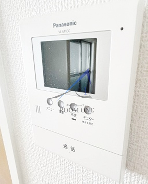 ベルジュ田園調布　D棟のセキュリティ|モニター付きインターホンです。