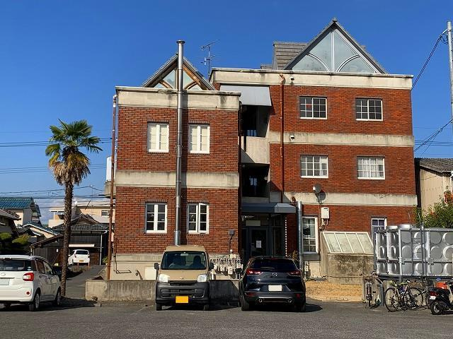 岡山市北区今６丁目の店舗一部