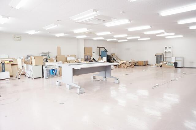 岡山市北区今１丁目の事務所のロビー| 