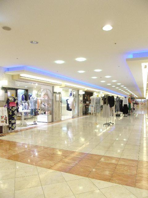 岡山市北区駅元町の店舗一部のロビー| 