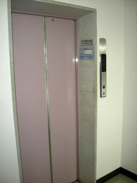 岡山市北区内山下２丁目の事務所のその他共用部分|エレベーター付き 