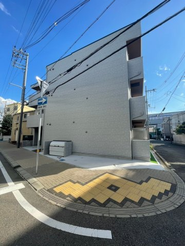 Pohili甲子園の外観