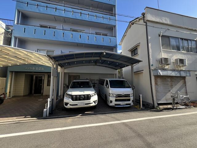 岡山市北区表町３丁目の店舗一部の駐車場| 