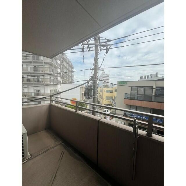 レジデンス桜新町スクエアのバルコニー