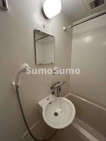 レオパレス住吉南町の洗面所