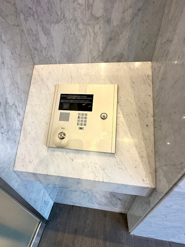 プレジール三ノ宮の外観