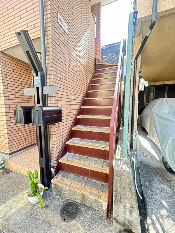 福栄ハイツの外観