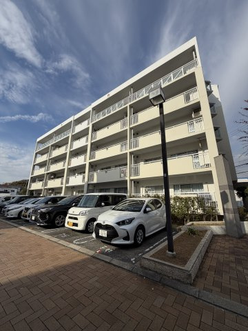 グリーンヒルズ鷹取１号棟