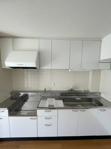 グリーンヒルズ鷹取2号棟のキッチン
