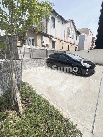 ウェルスクエア芦屋の駐車場