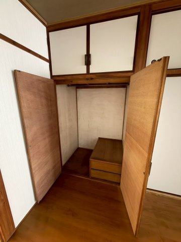 羽坂ハイツの収納|専用の収納スペースです