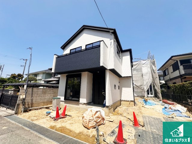 神戸市西区春日台　新築一戸建ての外観|周辺は落ち着いた街並みの住宅地！子育てがしやすい住環境です！まだ未完成ですが、現地でしかわからない事もございます。是非一度ご覧ください。