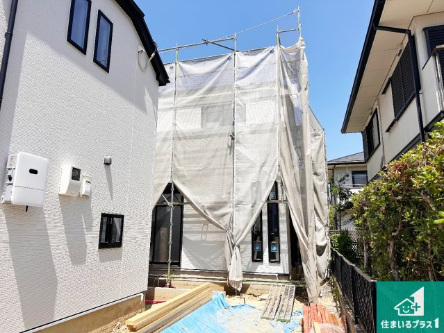 神戸市西区春日台　新築一戸建ての外観|周辺は落ち着いた街並みの住宅地！子育てがしやすい住環境です！まだ未完成ですが、現地でしかわからない事もございます。是非一度ご覧ください。