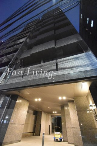 ルーブル新宿原町のエントランス