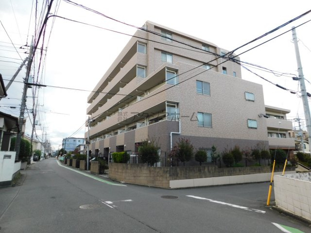 アルファスクエア小手指エコーレの外観