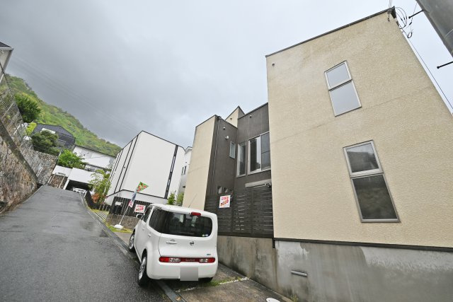 西宮市苦楽園四番町中古戸建｜3LDK＋駐車2台可の外観|室内はいつでも見学して頂けますので、見学をご希望の方はお気軽にお問合せ下さい。
