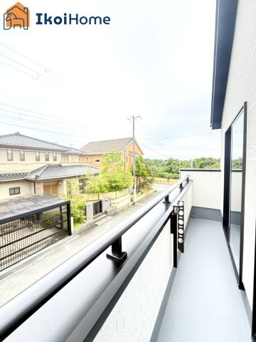 神戸市西区春日台8丁目　全2棟1号棟　新築戸建のバルコニー|【ホームページに現地動画掲載中】●年中無休：当日予約可●屋根は８～万円バルコニー設置できます。