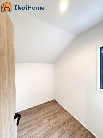 神戸市西区春日台8丁目　全2棟1号棟　新築戸建の収納|【ホームページに現地動画掲載中】●年中無休：当日予約可●ゆったりとした収納スペース！季節物の収納も◎