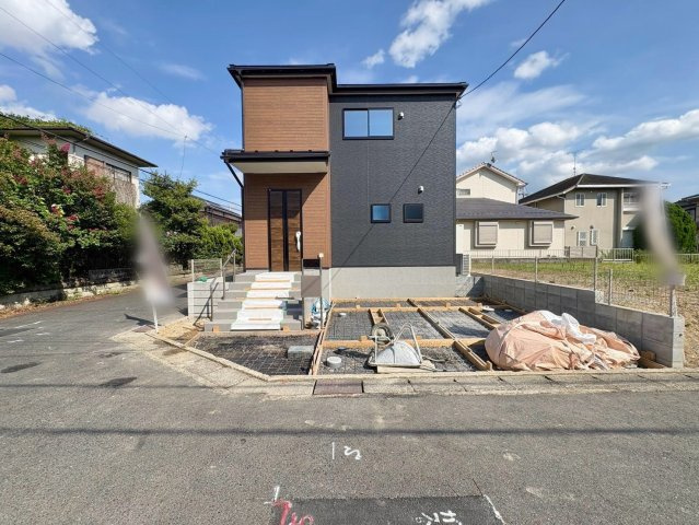 草津市西矢倉3丁目　新築戸建て